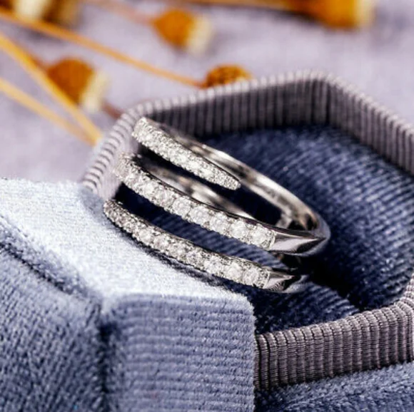 Elegant Micro Inlayed Zircon Stones Ring - Picture 2 of 4